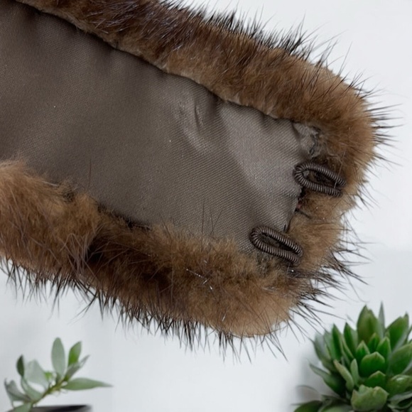 Genuine Mahogany Mink Collar - Picture 9 of 16